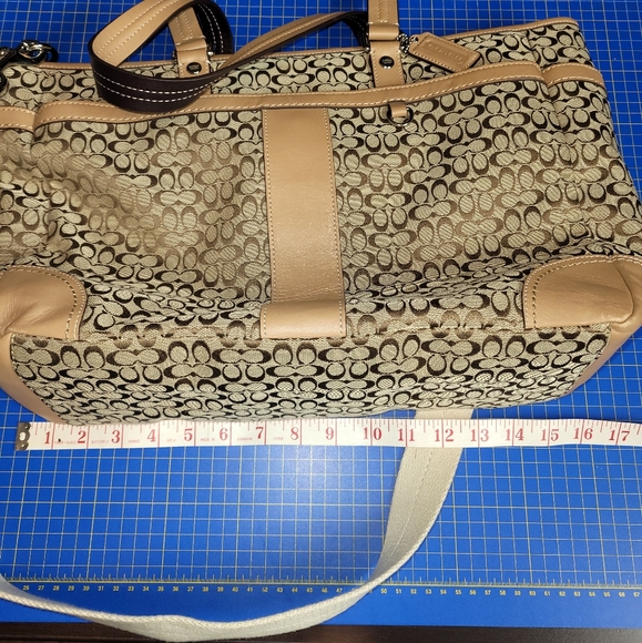 Coach Vintage Bag - Picture 15 of 16